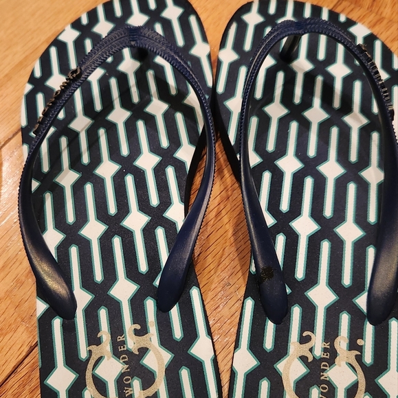 Designer Bundle Flip-Flops! - Picture 14 of 16